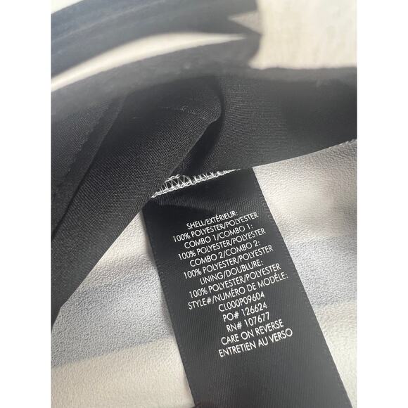 Alice + Olivia Vanda Striped Belted Shorts - Picture 12 of 12